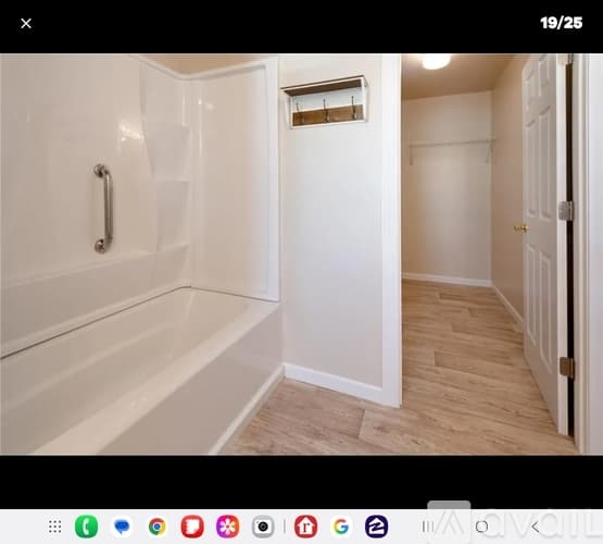 Waterville Apartment: 123 South 2nd Street