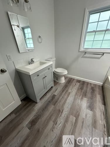 Savannah House: 2021 Hudson St