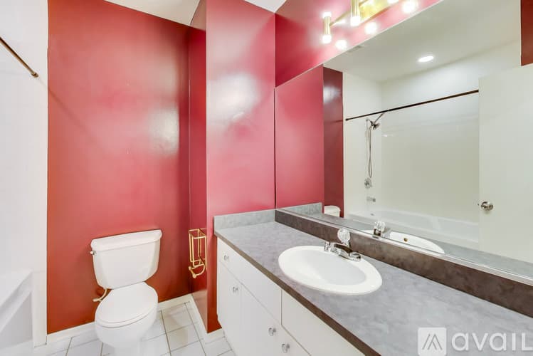 Chicago Condo: 375 W Erie St