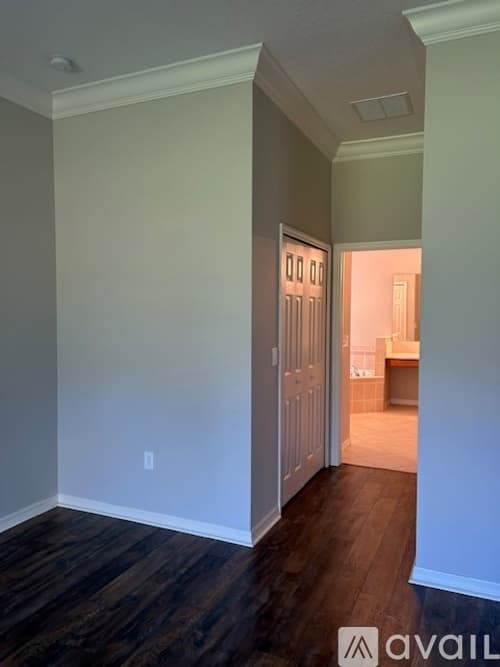 Brooksville House: 5190 Jennings Trail