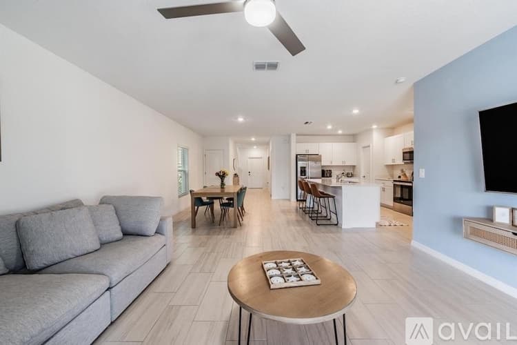 San Antonio House: 11298 Radiant Shore Loop