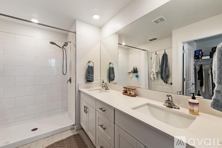 San Antonio House: 11298 Radiant Shore Loop