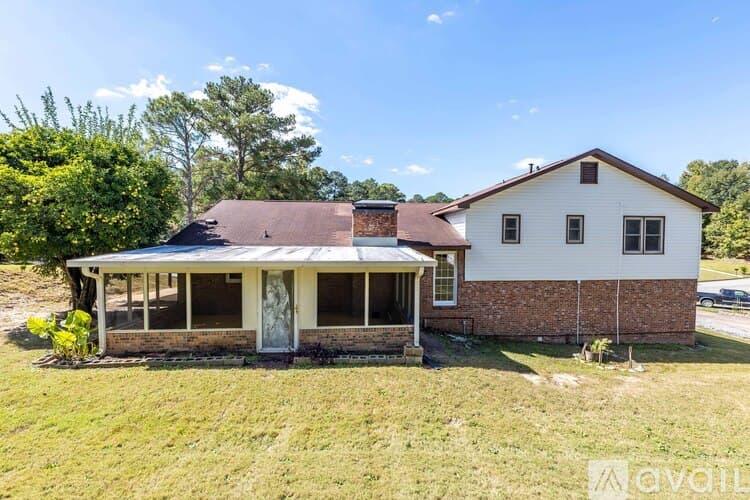 Columbus House: 3925 Biltmore Dr