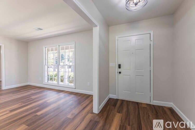 Columbus House: 3925 Biltmore Dr