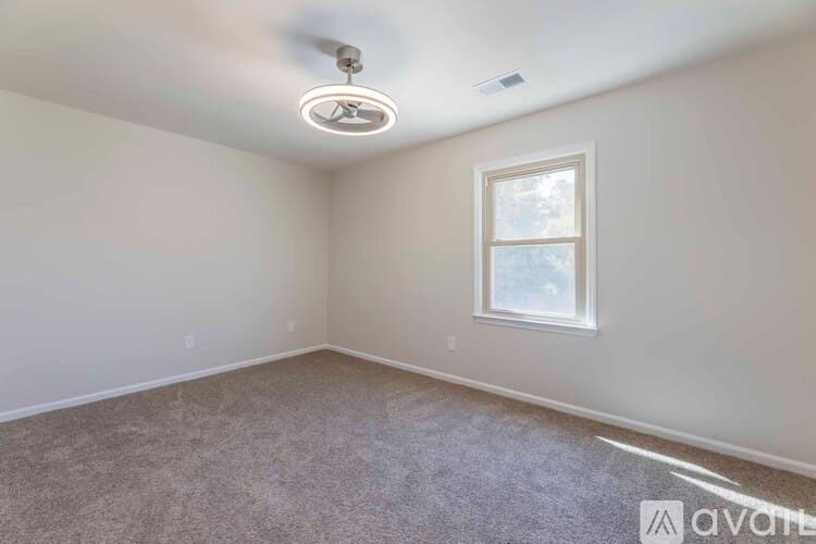 Columbus House: 3925 Biltmore Dr