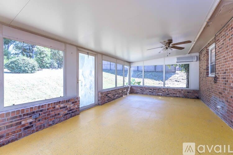Columbus House: 3925 Biltmore Dr