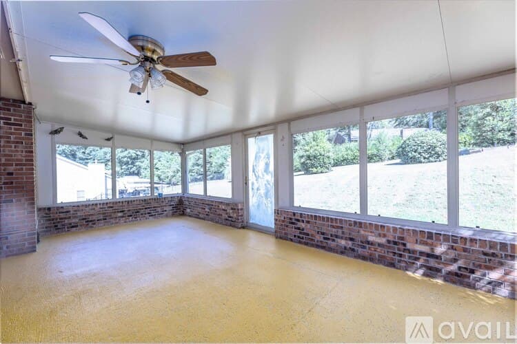 Columbus House: 3925 Biltmore Dr