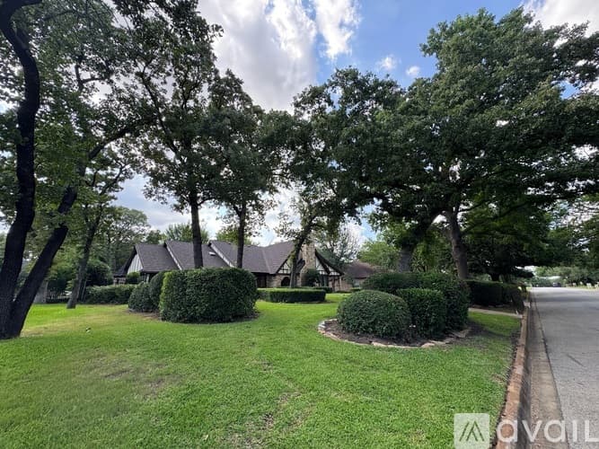 Colleyville House: 3704 San Bar Lane