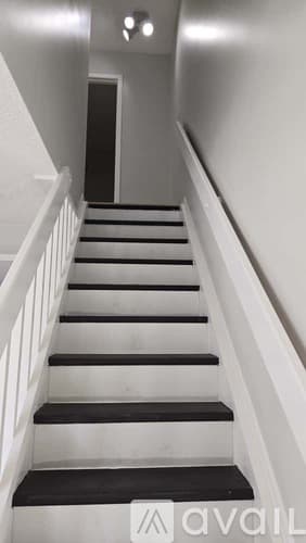 Hilliard Condo: 5185 Singleton Dr