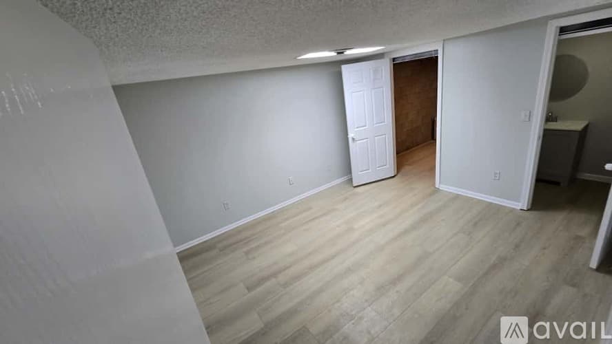Hilliard Condo: 5185 Singleton Dr