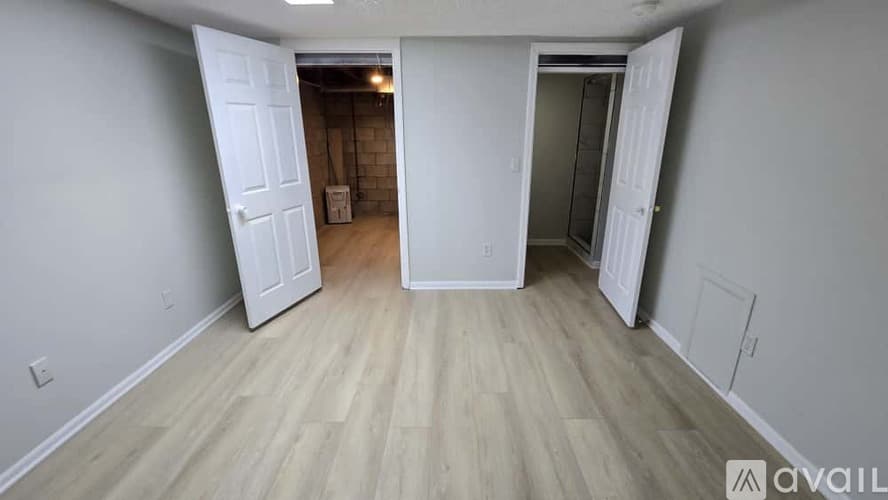Hilliard Condo: 5185 Singleton Dr