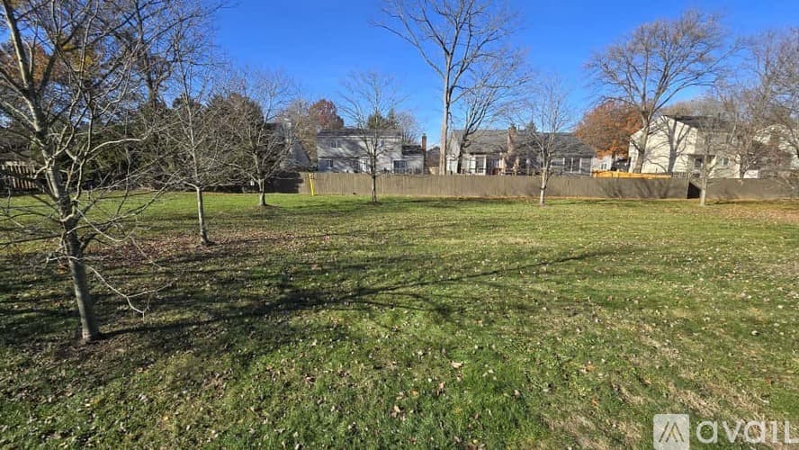 Hilliard Condo: 5185 Singleton Dr
