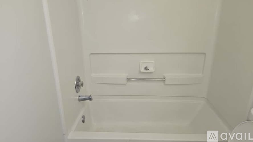 Hilliard Condo: 5185 Singleton Dr