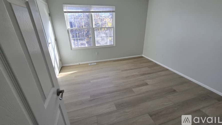 Hilliard Condo: 5185 Singleton Dr