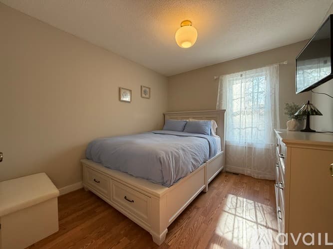 Raleigh House: 505 Westbrook Dr