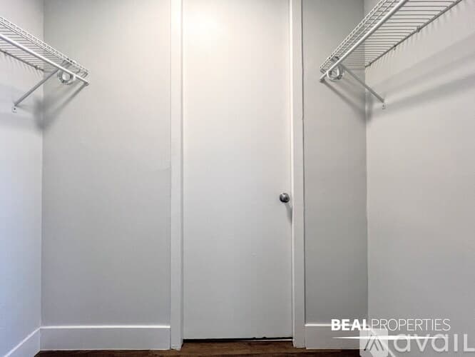 Chicago Apartment: 1344 N Dearborn St