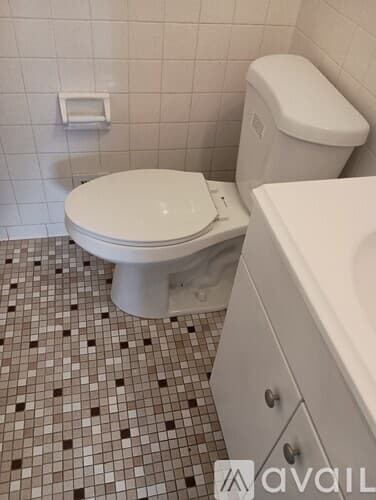 Latham Apartment: 1 A Saybrook Dr