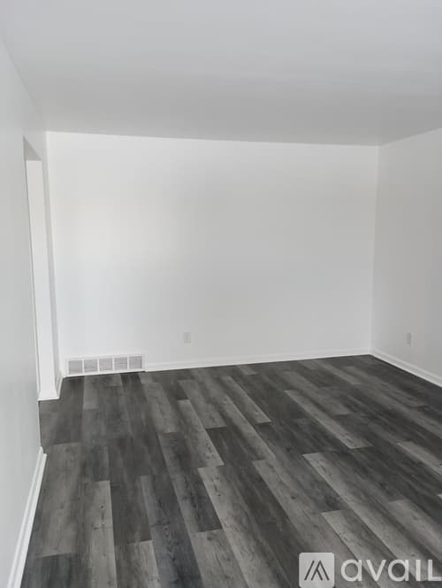 Latham Apartment: 1 A Saybrook Dr