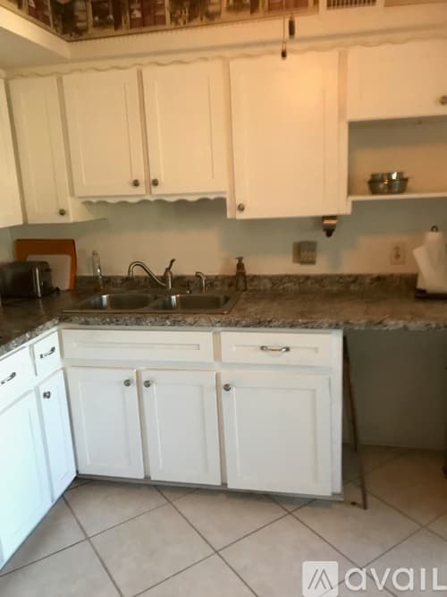 Clearwater Apartment: 2360 Irish Ln
