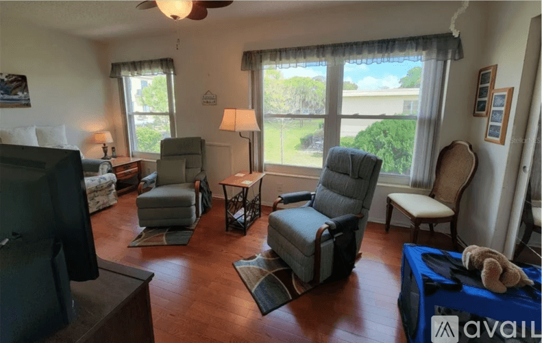 Clearwater Apartment: 2360 Irish Ln