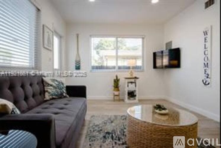 Miami Apartment: 2160 NW 18th Terrace