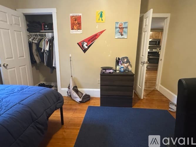 Boston Apartment: 44 Hillside St