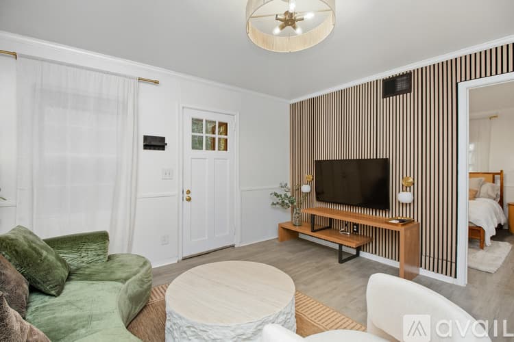 Atlanta Apartment: 1783 Ridgewood Dr NE
