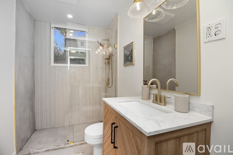 Atlanta Apartment: 1783 Ridgewood Dr NE