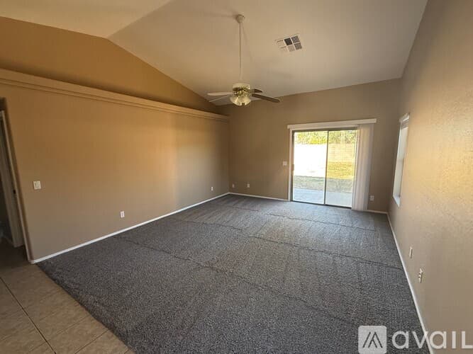Casa Grande House: 1636 E Bishop Dr