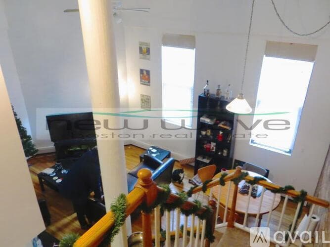 Boston Apartment: 168 Northampton St
