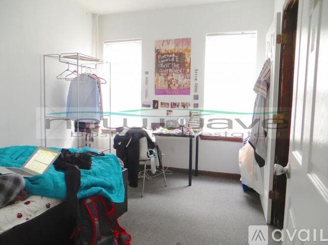Boston Apartment: 10 Parker Hill Ave