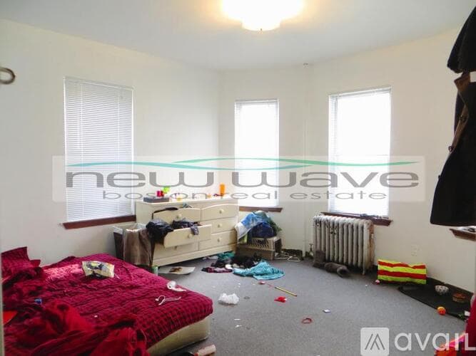 Boston Apartment: 10 Parker Hill Ave