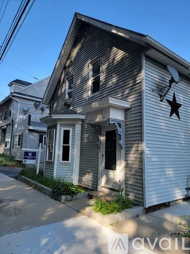 Fitchburg Apartment: 35 Westminster St
