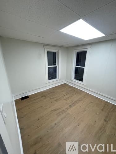 Roaring Spring House: 304 Poplar St
