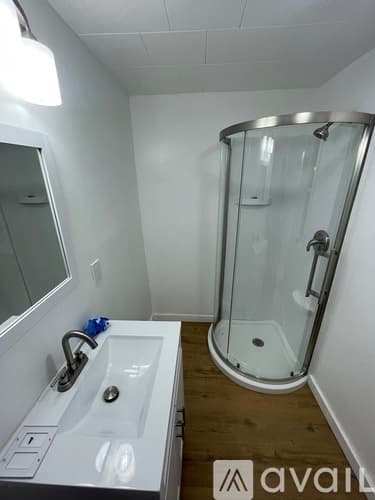 Roaring Spring House: 304 Poplar St