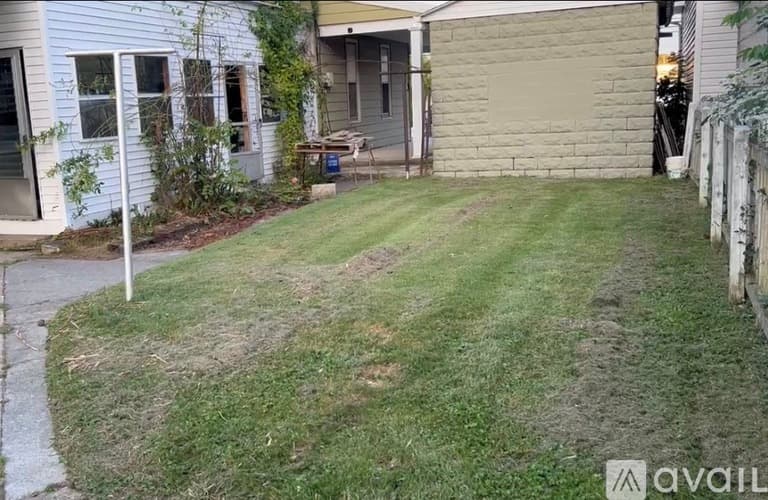 Harrisburg House: 3416 N 6th St