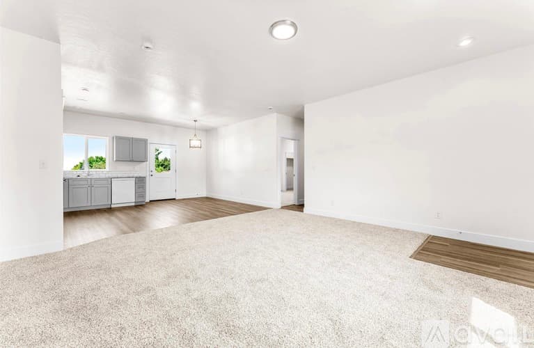Emmett House: 1771 Regency Way