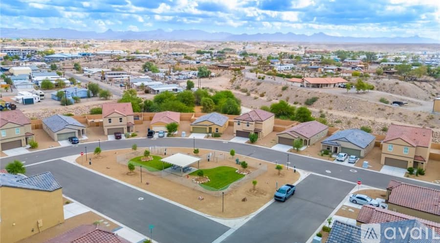 Bullhead City House: 2412 Village Drive