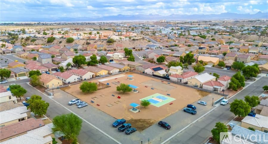 Bullhead City House: 2412 Village Drive