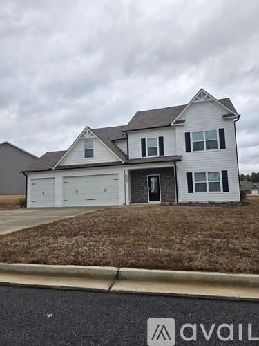 Dallas House: 159 Belmont Ln