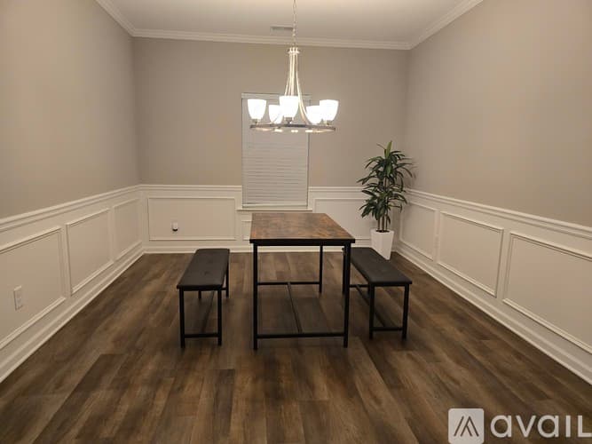 Dallas House: 159 Belmont Ln