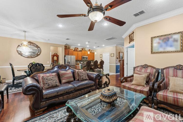 Tampa House: 20414 Carolina Cherry Court