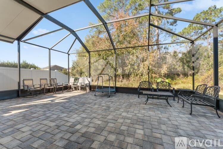 Tampa House: 20414 Carolina Cherry Court