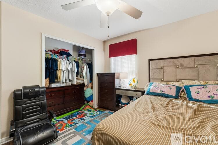 Tampa House: 20414 Carolina Cherry Court