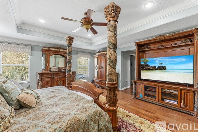 Tampa House: 20414 Carolina Cherry Court