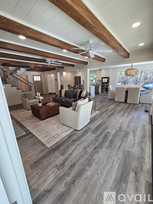 Clayton House: 151 Timpson Cove Rd