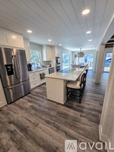 Clayton House: 151 Timpson Cove Rd