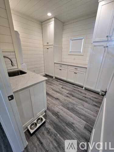 Clayton House: 151 Timpson Cove Rd