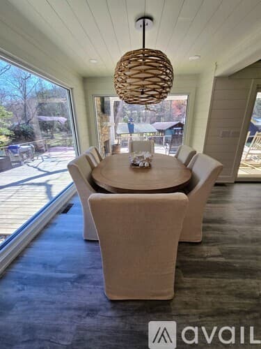 Clayton House: 151 Timpson Cove Rd