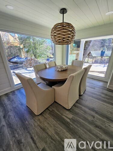 Clayton House: 151 Timpson Cove Rd